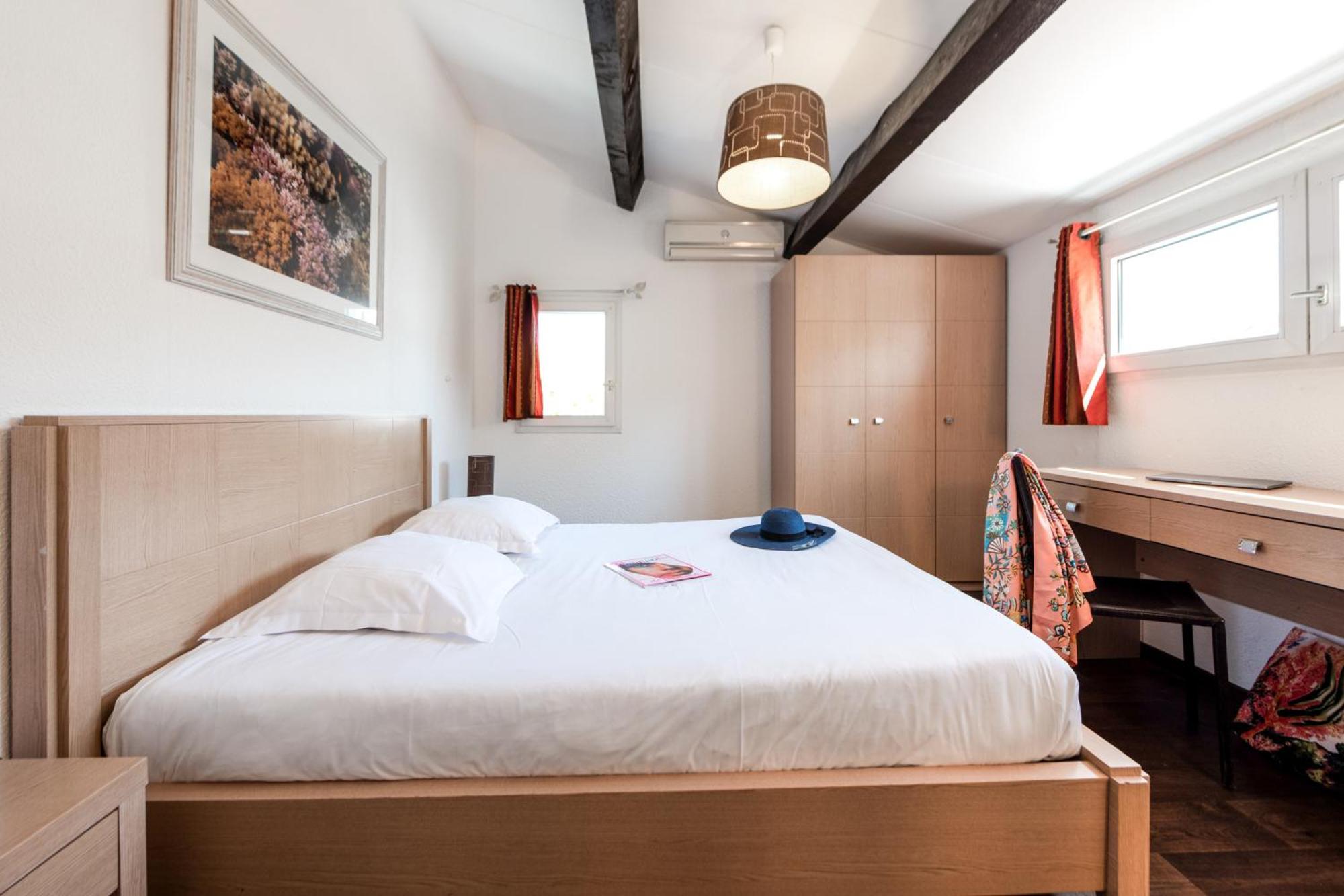 Comfort Aparthotel Mandelieu La Napoule Village Zewnętrze zdjęcie