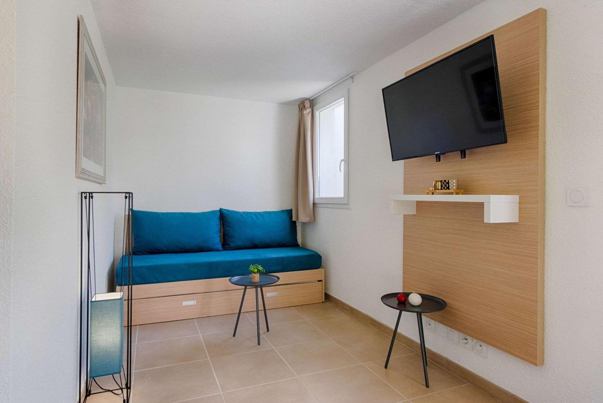 Comfort Aparthotel Mandelieu La Napoule Village Zewnętrze zdjęcie