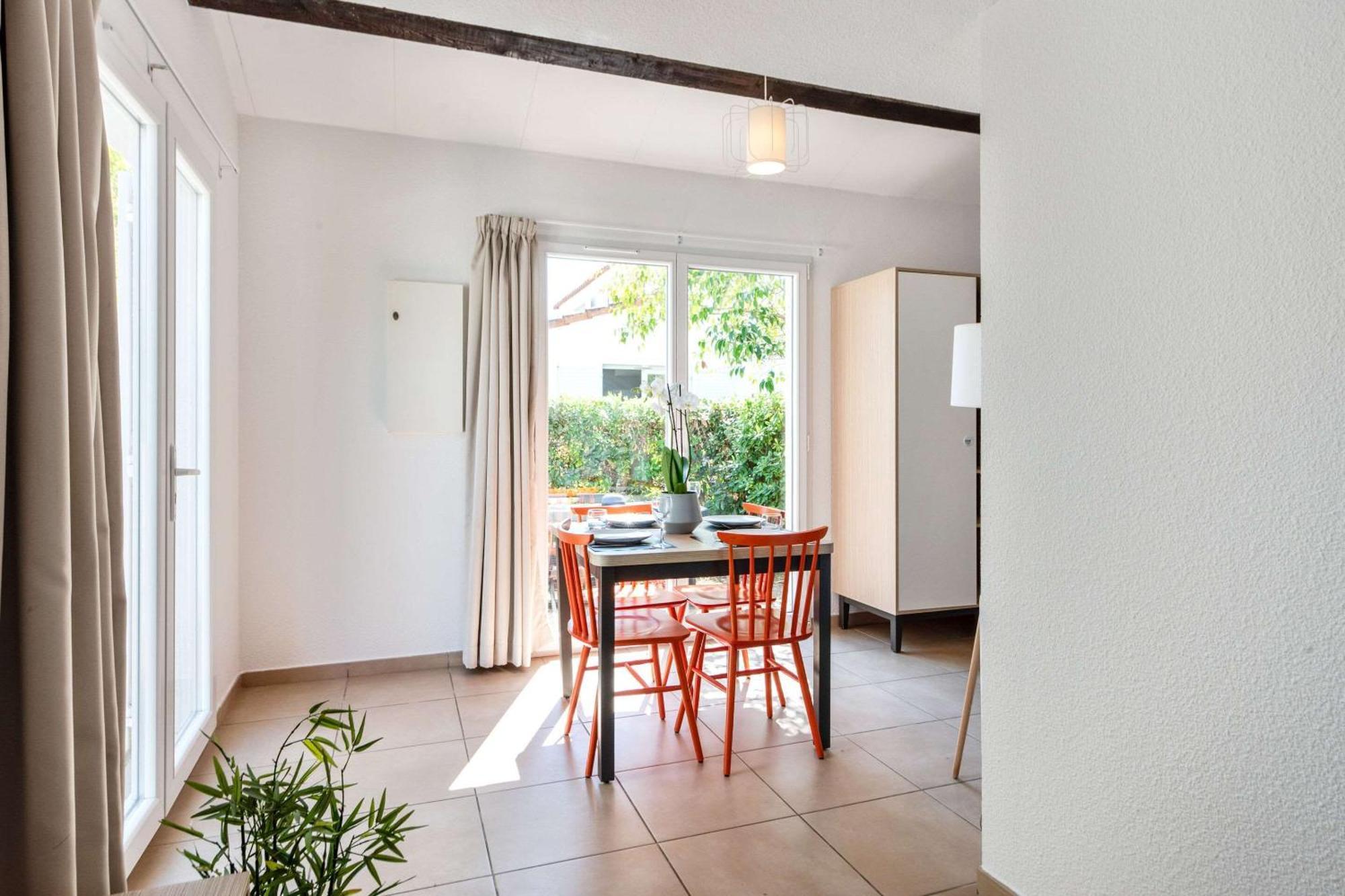 Comfort Aparthotel Mandelieu La Napoule Village Zewnętrze zdjęcie