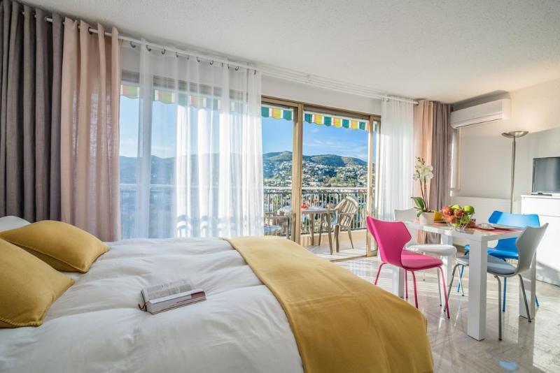 Comfort Aparthotel Mandelieu La Napoule Village Zewnętrze zdjęcie